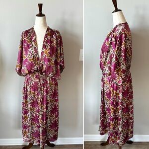 EVEREVE Tropical Floral Satin-Like Light Weight Robe - Size M/L